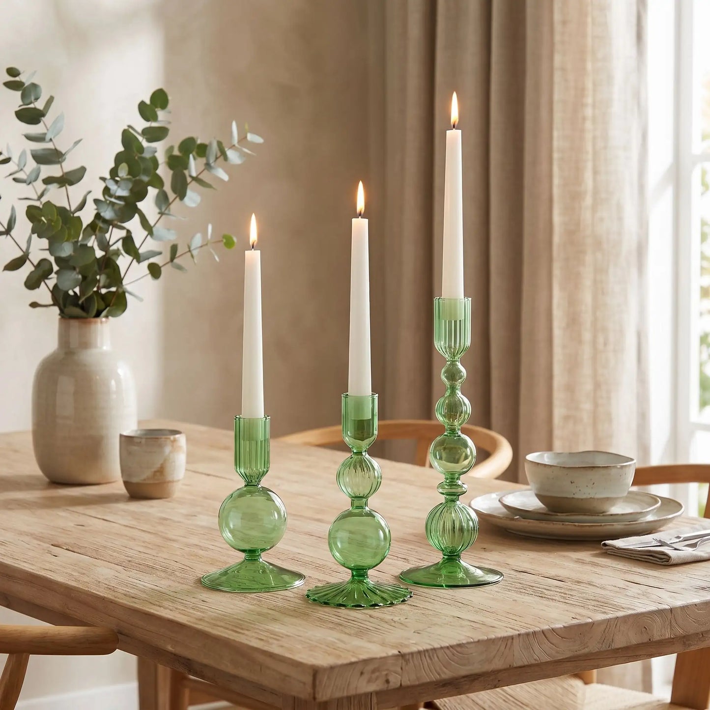 Bougeoirs en verre romantique couleur vert – une atmosphère chaleureuse et élégante chez vous