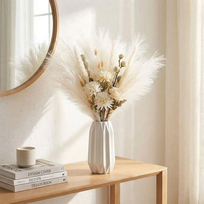 Arrangement bohème avec pampas et fleurs artificielles mélangées – Maison Harmonieuse