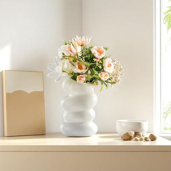 Vase | Artisanal Élégance - Maison Harmonieuse